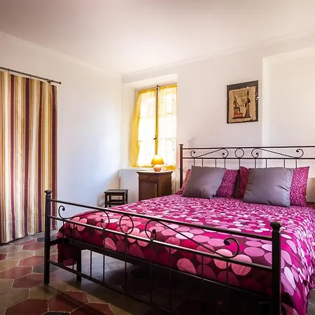 Vecchio Borgo Вилла Торно