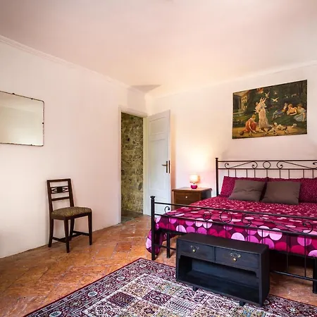 Вилла Vecchio Borgo