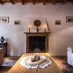Vecchio Borgo Βίλα