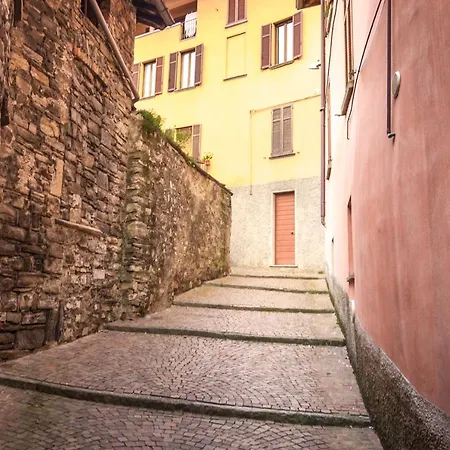 Vecchio Borgo * Torno