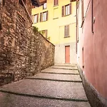 Vecchio Borgo * טורנו